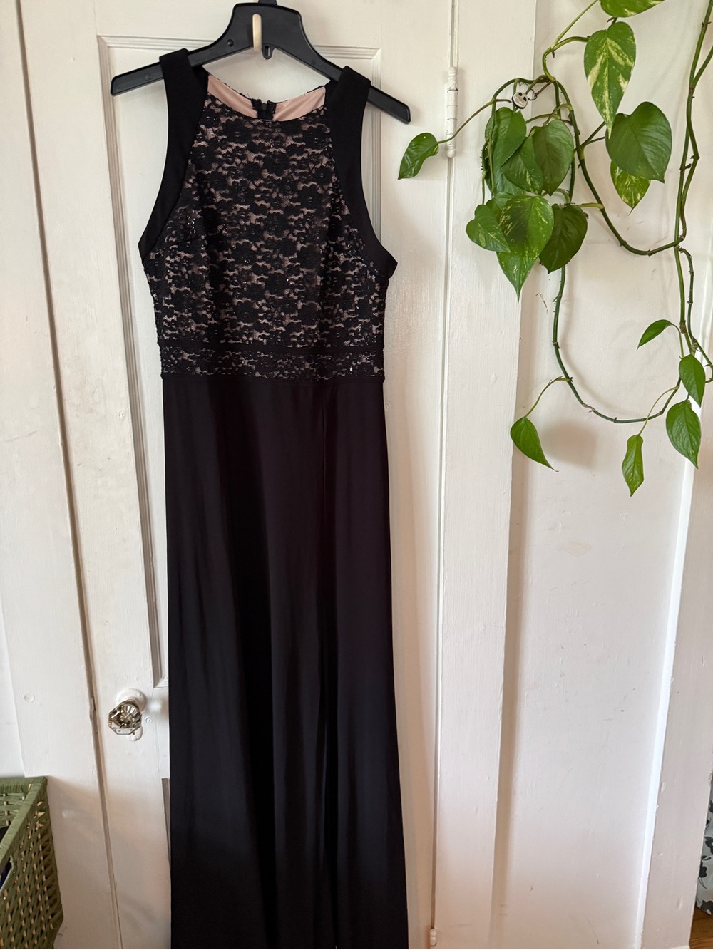 R & M Collection Sz 16 Sleeveless Black Lace Maxi Dress with Illusion Bodice